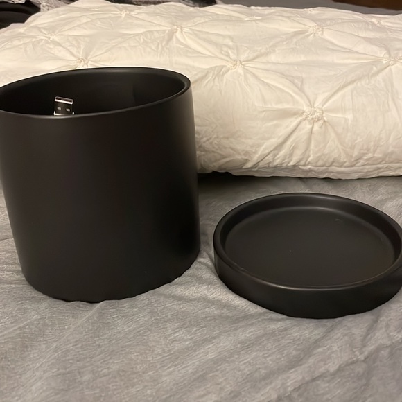 Michelle Pot - Picture 2 of 3